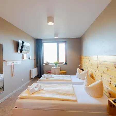 Haus 54 Hostel *